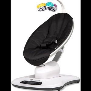 mamaRoo4
